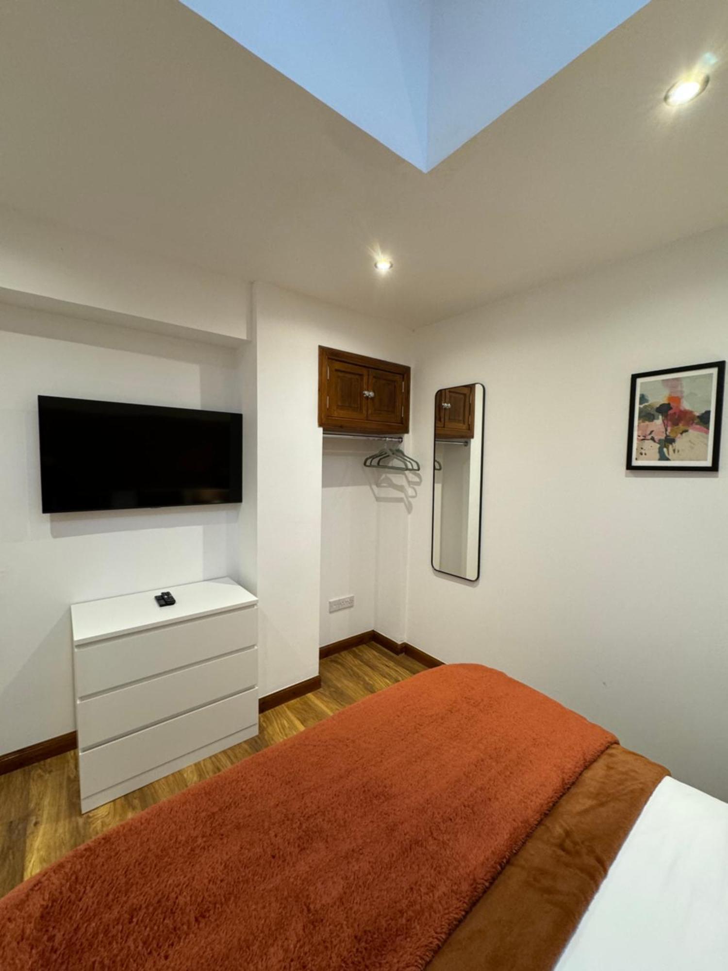 1 Sheraton Apartments Форт-Уильям Экстерьер фото