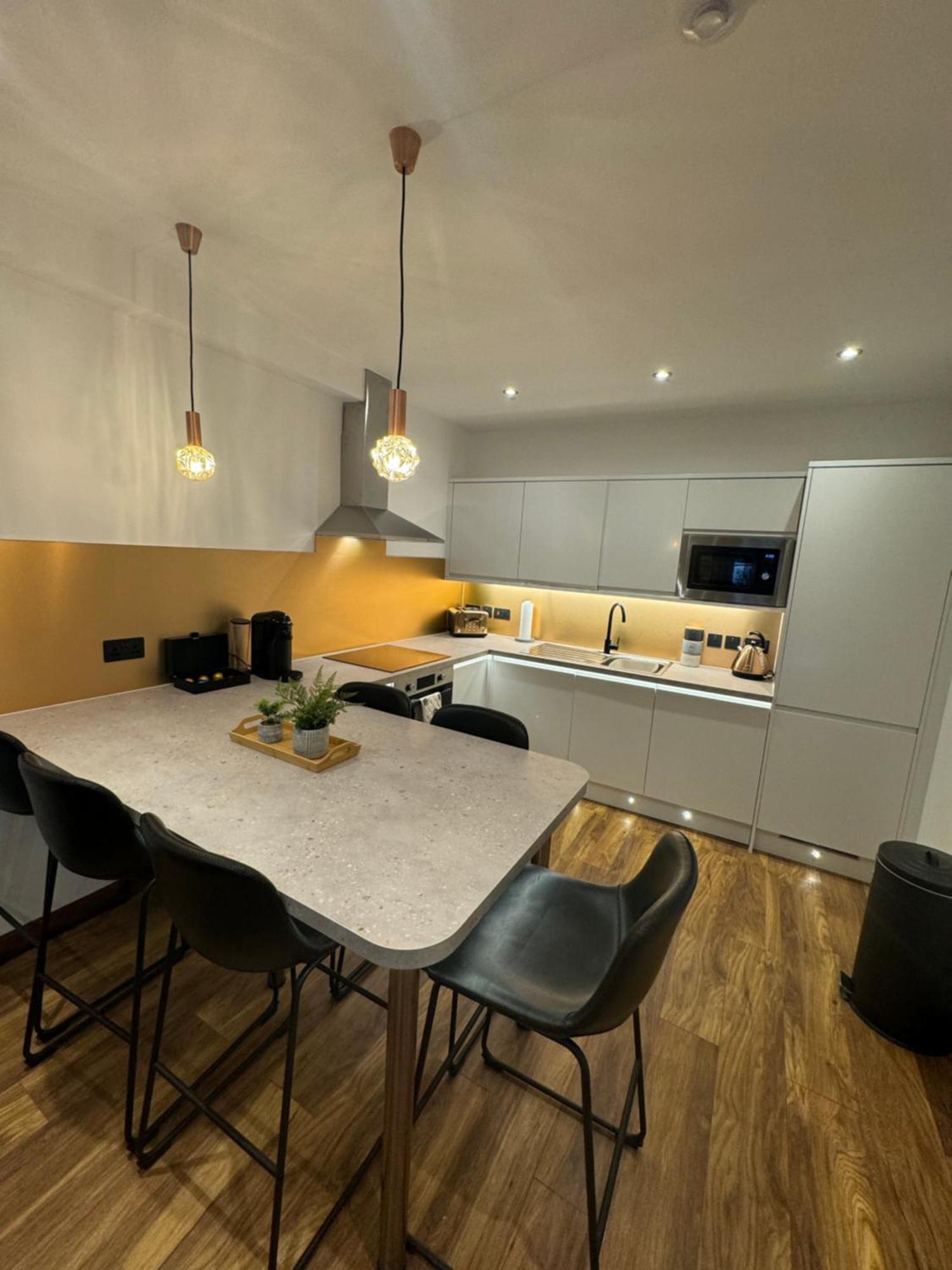 1 Sheraton Apartments Форт-Уильям Экстерьер фото